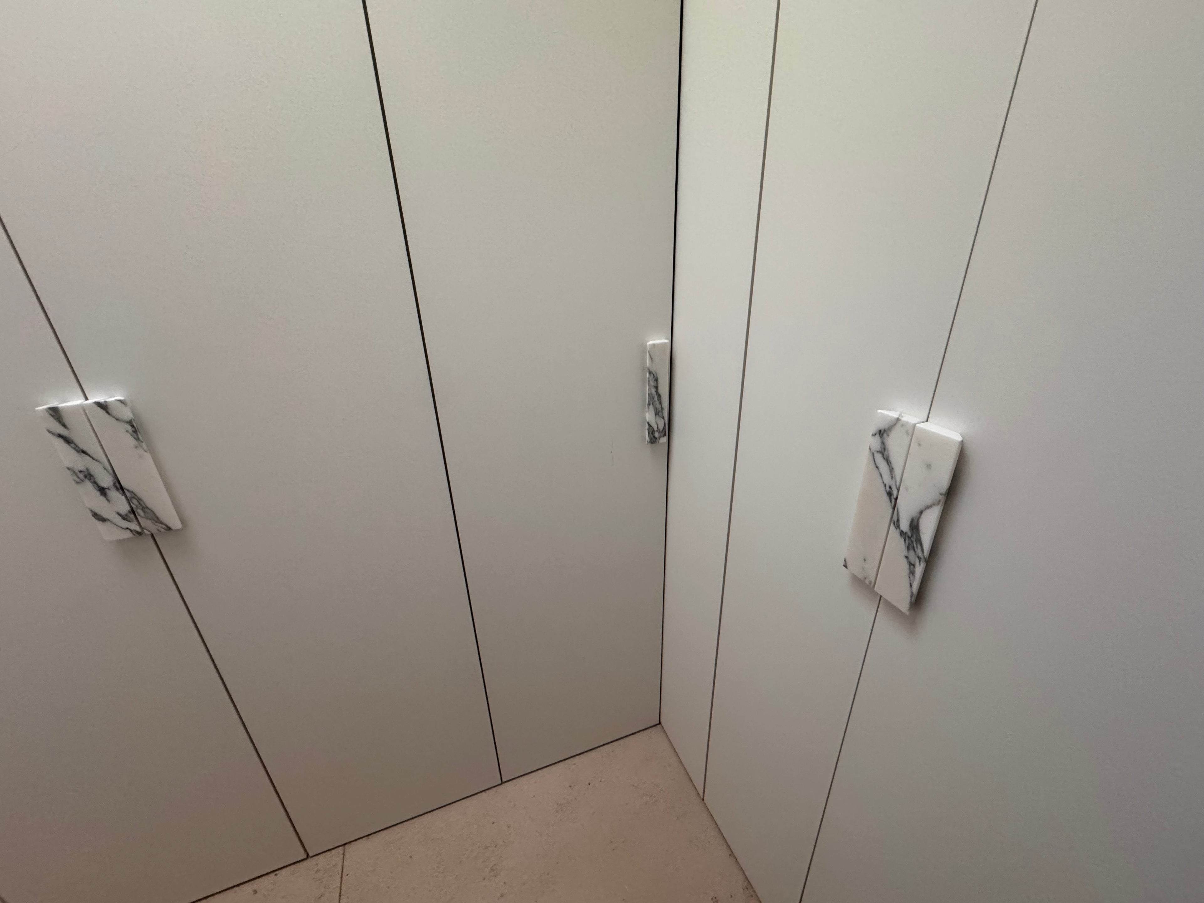 Möbelgriff aus Naturstein