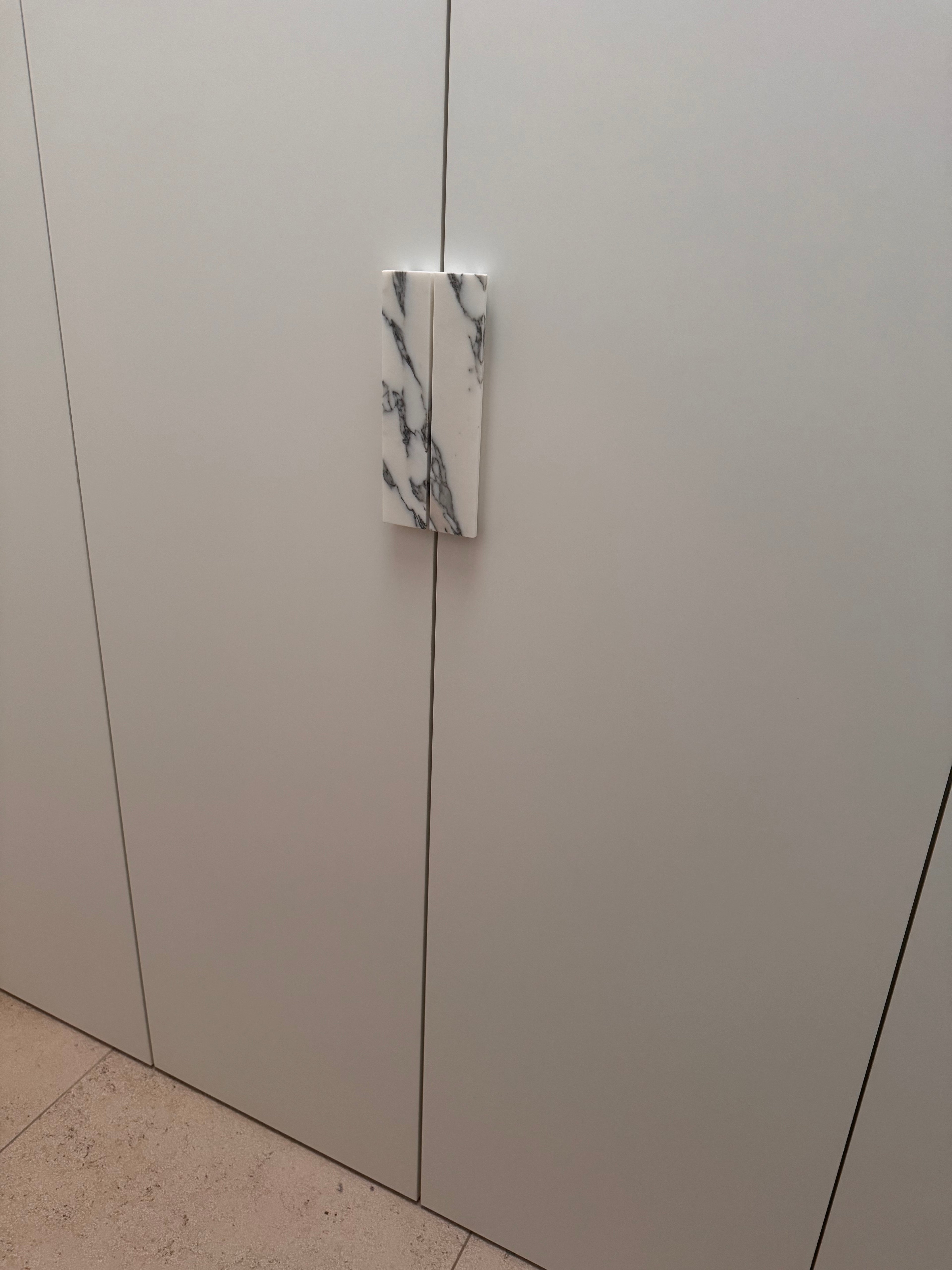 Möbelgriff aus Naturstein