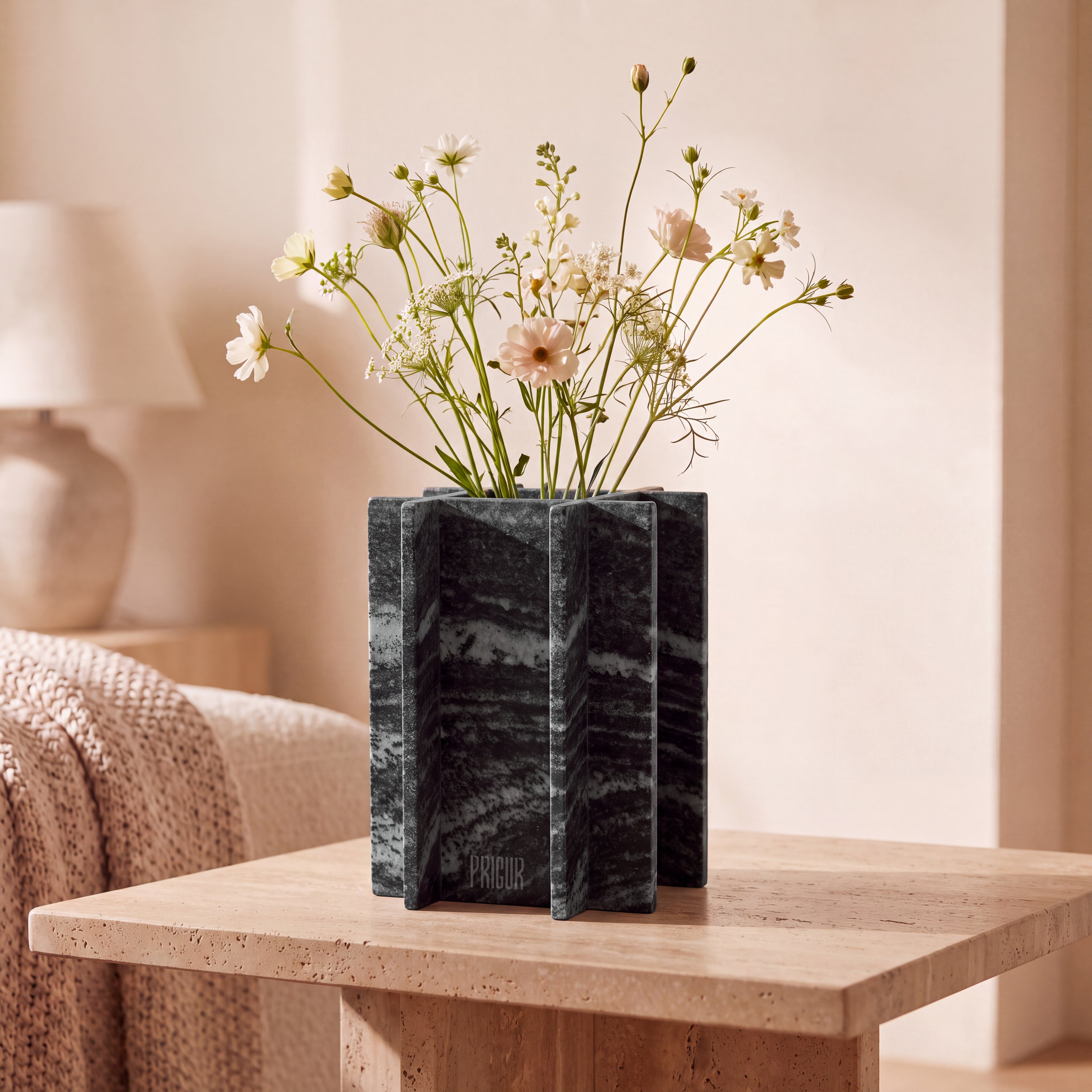 Vase Quattró